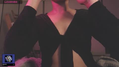 Snapshot of modjo_ chatting on 03.01.26 Modjo online show from 03.01.26