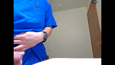 Snapshot of moejiler69 chatting on 11.04.25 moejiler69 online show from 11.04.25