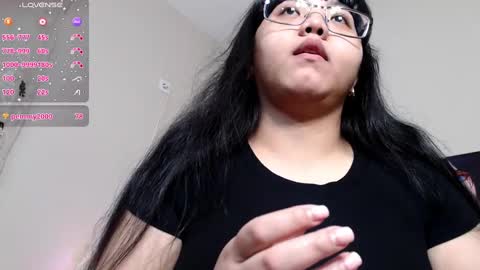 Snapshot of moertomlly chatting on 02.08.25 Molly online show from 02.08.25