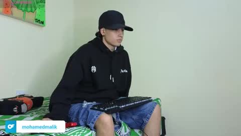 Snapshot of mohamed_malik chatting on 12.04.25 mohamed_malik online show from 12.04.25