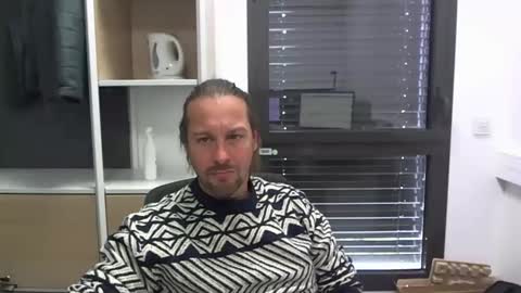 Julien online show from 11.25.25