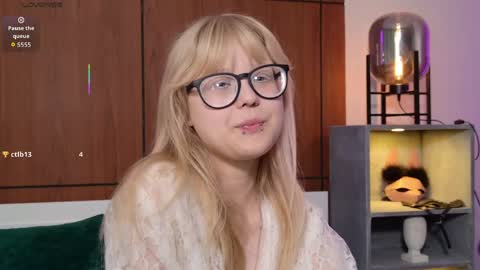 moliqin online show from 06.07.26