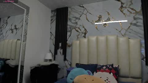 Hey Guys  Im Mollie online show from 07.05.26