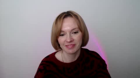 mollilove online show from 04.30.26