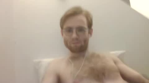 Snapshot of molliter chatting on 12.04.24 molliter online show from 12.04.24