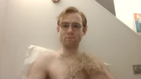 Snapshot of molliter chatting on 01.11.25 molliter online show from 01.11.25