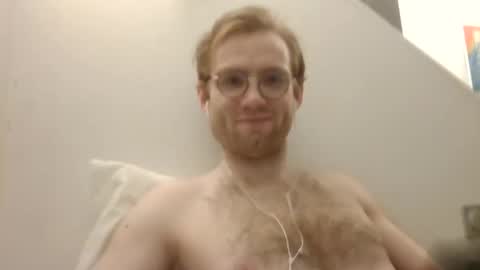 Snapshot of molliter chatting on 01.15.25 molliter online show from 01.15.25