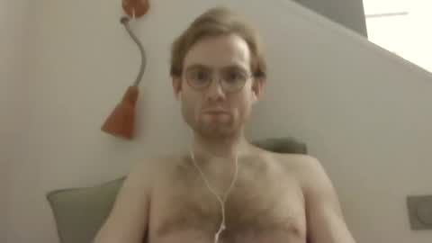 Snapshot of molliter chatting on 02.07.25 molliter online show from 02.07.25