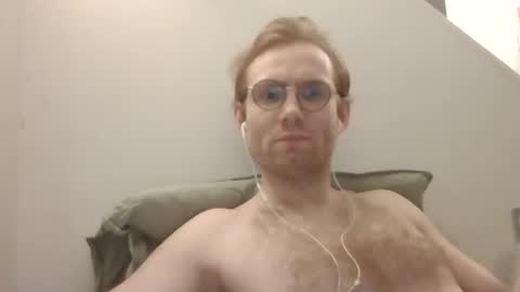 Snapshot of molliter chatting on 02.23.25 molliter online show from 02.23.25