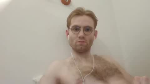 Snapshot of molliter chatting on 03.09.25 molliter online show from 03.09.25