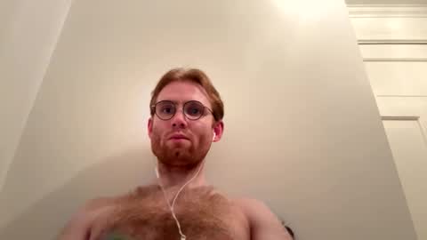 Snapshot of molliter chatting on 09.17.25 molliter online show from 09.17.25