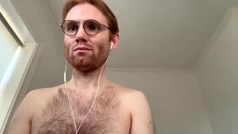 Snapshot of molliter chatting on 10.07.25 molliter online show from 10.07.25