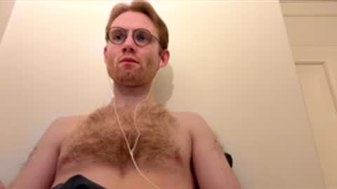 Snapshot of molliter chatting on 12.16.25 molliter online show from 12.16.25