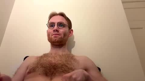 Snapshot of molliter chatting on 02.04.26 molliter online show from 02.04.26