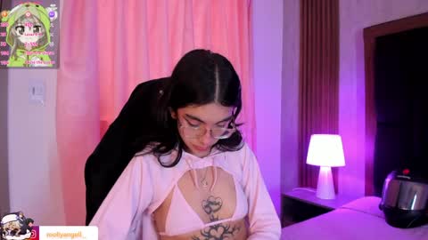 Molly online show from 04.07.26