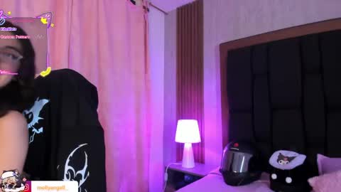 Molly online show from 04.18.26