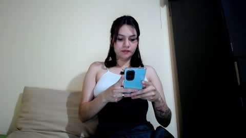 Molly online show from 11.25.25