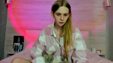 Snapshot of molly_hunt chatting on 02.24.26 Molly Hunt online show from 02.24.26