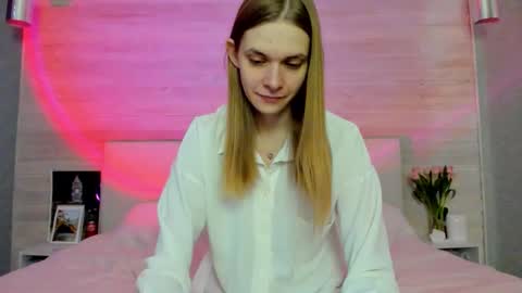 Snapshot of molly_hunt chatting on 03.05.26 Molly Hunt online show from 03.05.26