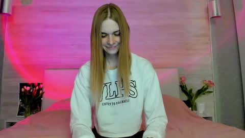 Snapshot of molly_hunt chatting on 03.07.26 Molly Hunt online show from 03.07.26