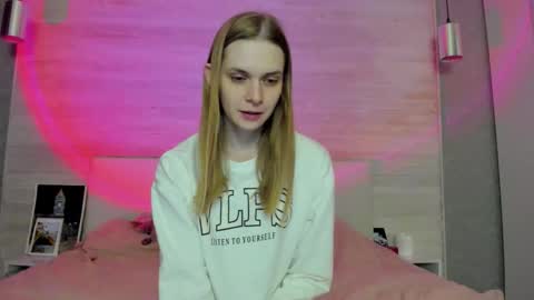 Snapshot of molly_hunt chatting on 03.13.26 Molly Hunt online show from 03.13.26