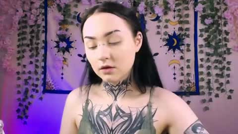 molly_kisss online show from 05.06.26