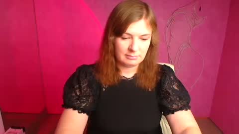 Molly online show from 10.08.25