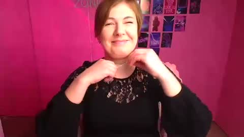 Molly online show from 10.19.25