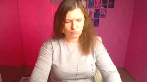 Snapshot of molly_mis chatting on 02.13.26 Molly online show from 02.13.26