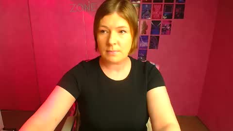 Molly online show from 04.06.26