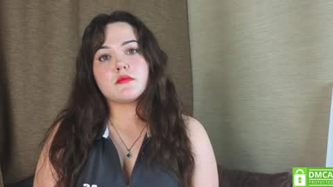 Snapshot of molly_misteres chatting on 07.25.26 molly_misteres online show from 07.25.26