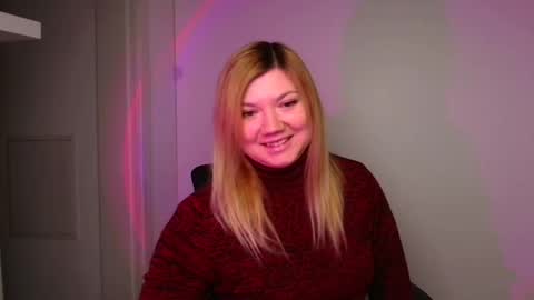 Snapshot of molly_moree chatting on 01.13.25 Molly online show from 01.13.25
