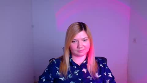 Snapshot of molly_moree chatting on 02.01.25 Molly online show from 02.01.25