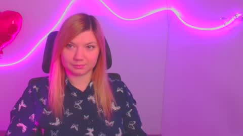 Snapshot of molly_moree chatting on 02.22.25 Molly online show from 02.22.25
