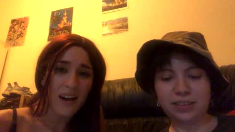 Molly Pop online show from 01.03.25