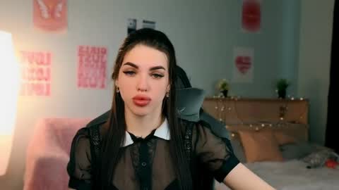 Molly online show from 05.14.26