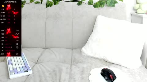 Snapshot of molly_sweetbaby chatting on 12.28.24 Ill tell you when were private online show from 12.28.24