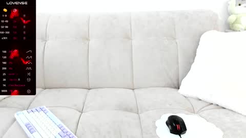 Snapshot of molly_sweetbaby chatting on 03.01.25 Ill tell you when were private online show from 03.01.25