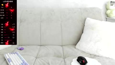 Snapshot of molly_sweetbaby chatting on 03.07.25 Ill tell you when were private online show from 03.07.25