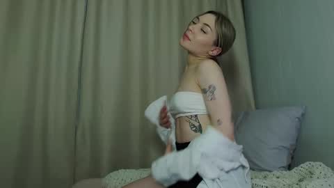 molly_wheel online show from 02.11.25