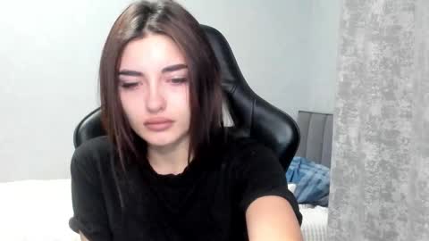 Molly online show from 11.24.25