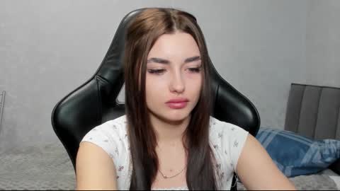 Molly online show from 03.14.26