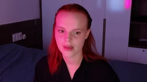 Molly online show from 07.11.26
