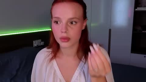 Molly online show from 07.15.26