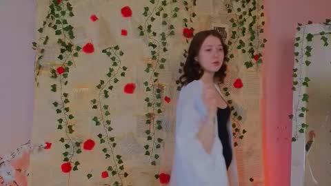 Molly online show from 02.14.26