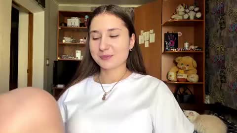 Molly online show from 06.10.26