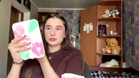 Molly online show from 07.10.26