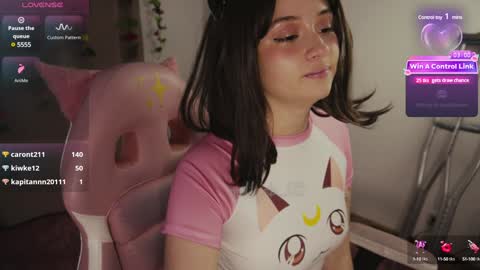 Snapshot of mollysb_05 chatting on 01.28.25 mollysb_05 online show from 01.28.25