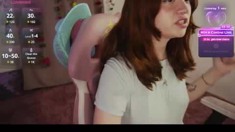 Snapshot of mollysb_05 chatting on 02.20.25 mollysb_05 online show from 02.20.25