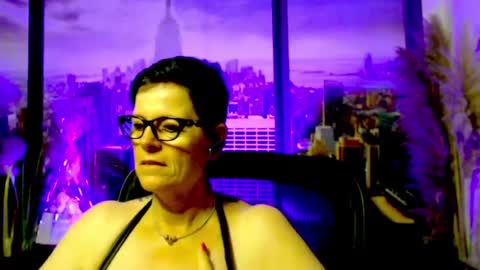 MollySun Nina Randmann online show from 08.04.26